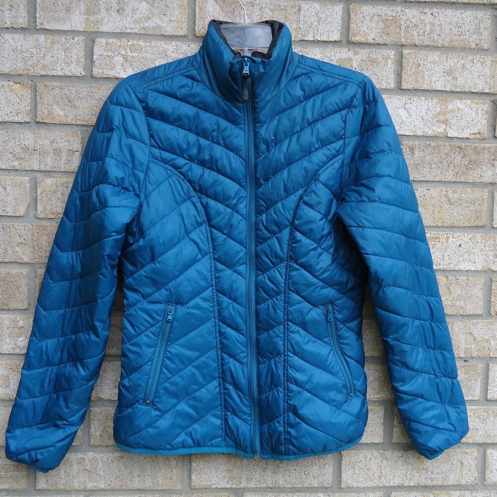 SIZE S. Tek Gear puffer jacket.